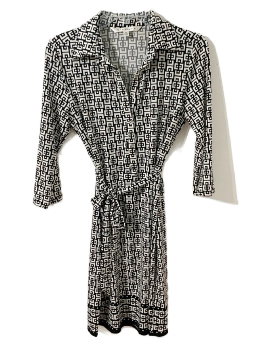 Max Studio Geometric Pattern Collared Pullover Dress With Self-Tie Waist Buttons